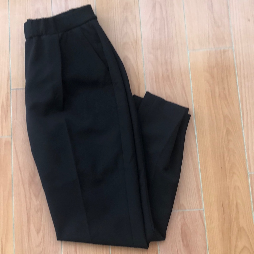 Tommy Hilfiger Elastic Waist Dress pant with Seam